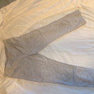 ✨ Lululemon Align High-Rise Leggings w/ Zipper Pockets – Size 10 ✨